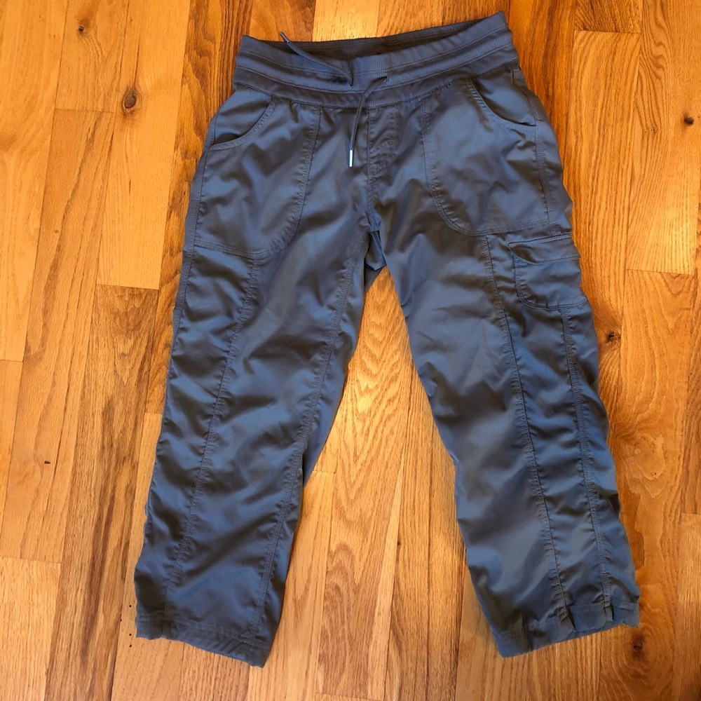 North Face Capri pants